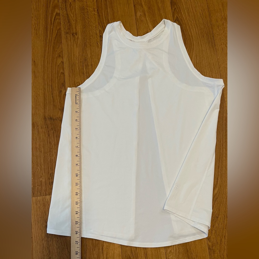 🔥lululemon Top🔥 - Picture 7 of 9